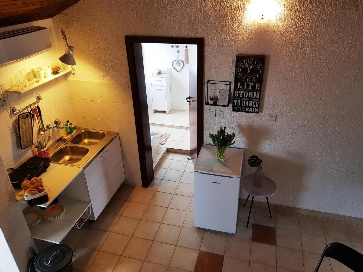 Casa Nostra II Apartment Funtana Ngoại thất bức ảnh
